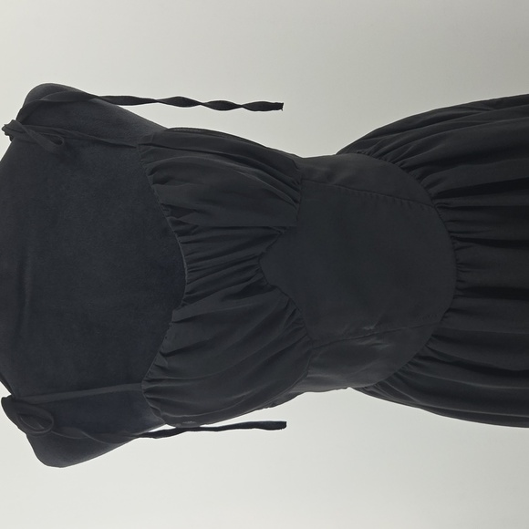 Chic Black Dress for Women - Picture 14 of 16